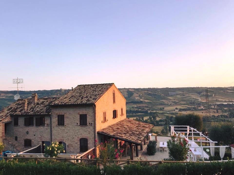 Villaladiva Boutique Glamping Massignano Exterior photo